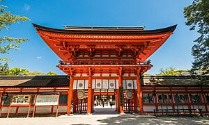 世界遺産【下鴨神社（賀茂御祖神社）】見どころや周辺のグルメスポットもご紹介！