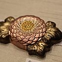 東京彫金とは？受け継がれる"町彫り"の技法（東京の伝統工芸品）
