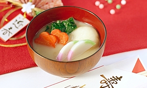 お雑煮の由来と意味を解説！簡単レシピをご紹介