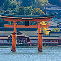 厳島神社の魅力とは?~千年の時を超える水上の神殿~