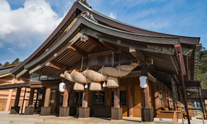 『出雲大社』とは？縁結びの聖地の歴史や神話、周辺の観光情報をご紹介