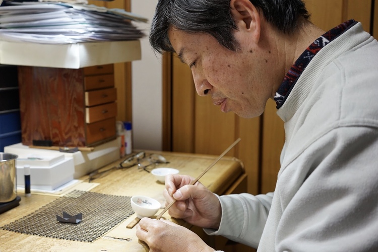 専用品　おまとめ　合計八点　傷あり激安　作家もの　七宝焼リング　フリーサイズ セピア（大）【Red】 七宝焼のイヤリング 純銀張七宝 | iichi